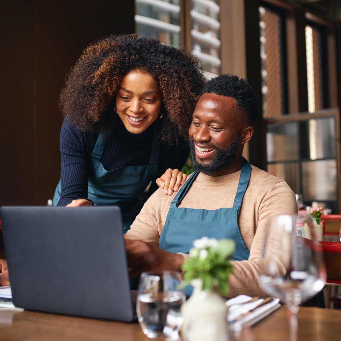 Small business owners getting friendly IT support from KTS